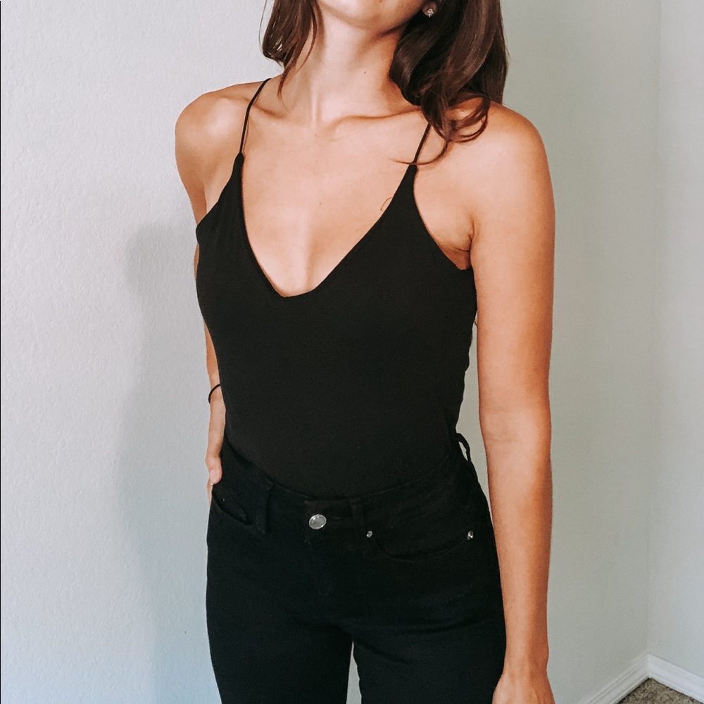 🤩Black Spaghetti Strap Bodysuit Small